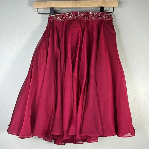 Sherri Hill Two-Piece Ruby Beaded Bodice & Organza Skirt - Size 0 - EUC - Picture 16 of 16